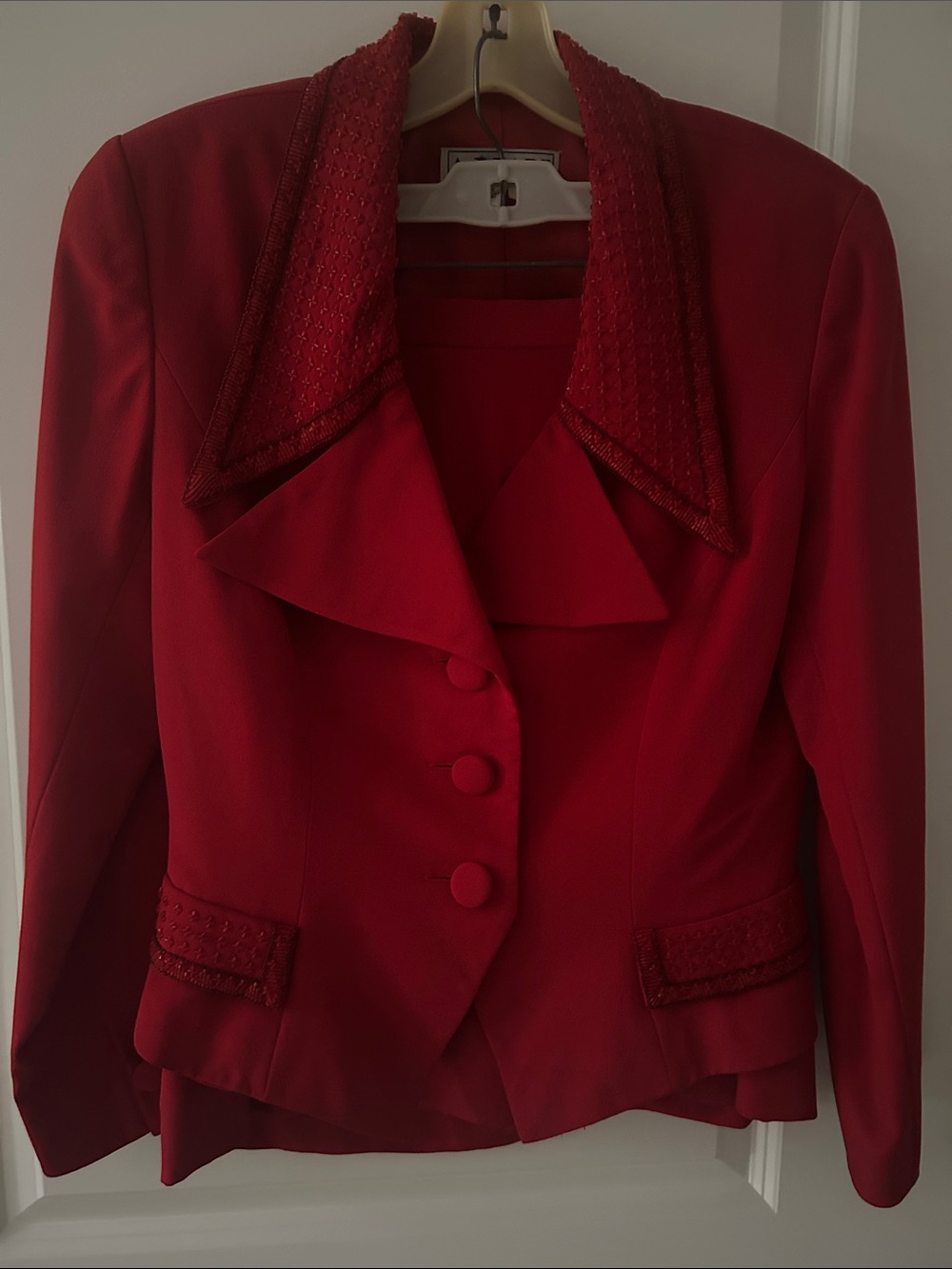 Women's Red Structured Blazer and skirt with Textured Collar and pocket.